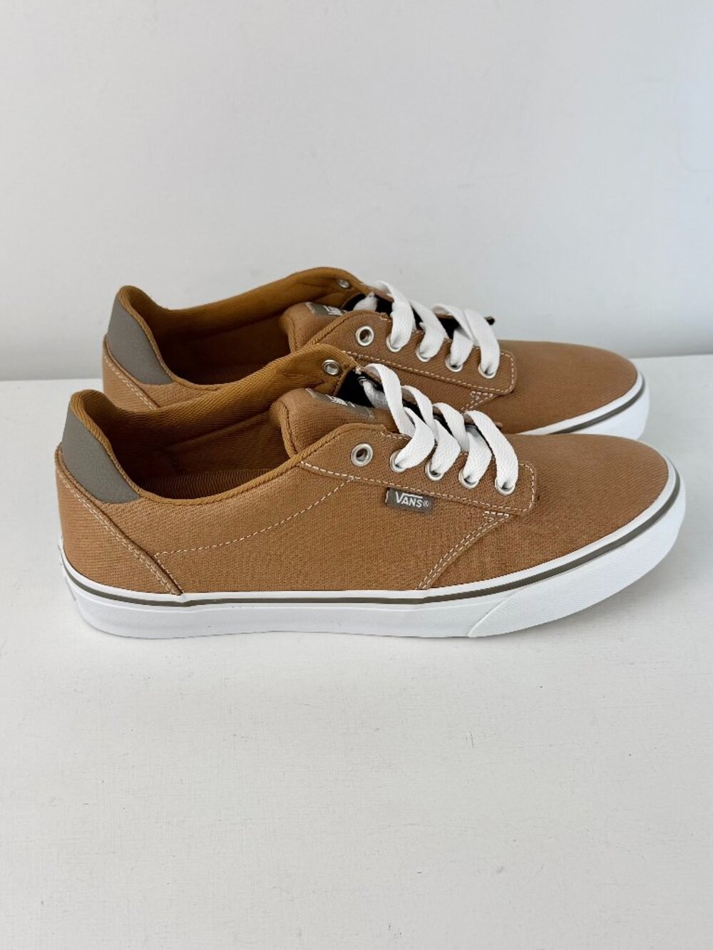 Men's 9 - Vans Atwood Deluxe Tan Sneaker with Lace Up Closure - 751505